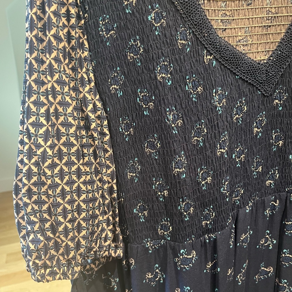 Avenue peasant dress size 22/24